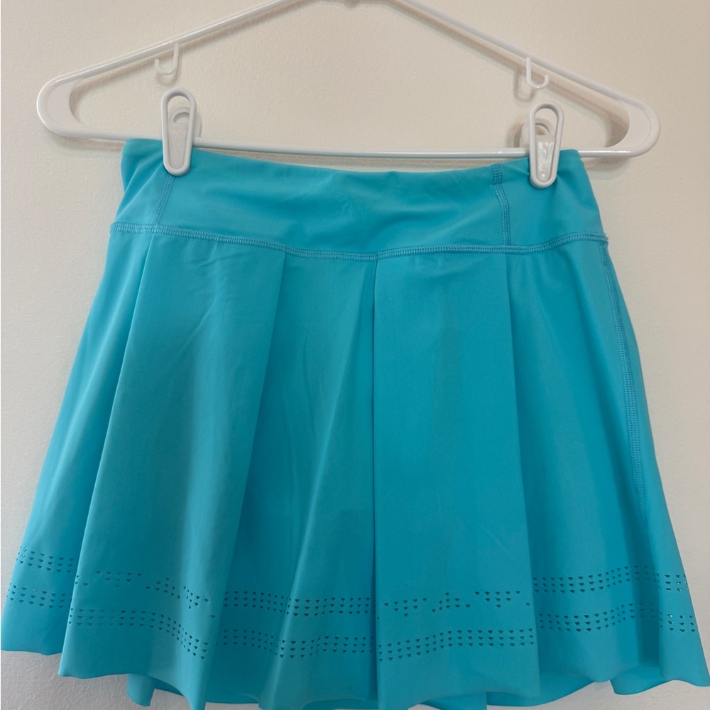 IVIVVA by LULULEMON- Game Love Sky Blue Pleated Tennis Golf Skirt